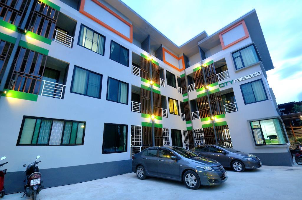 City Ratsada Lampang Zewnętrze zdjęcie