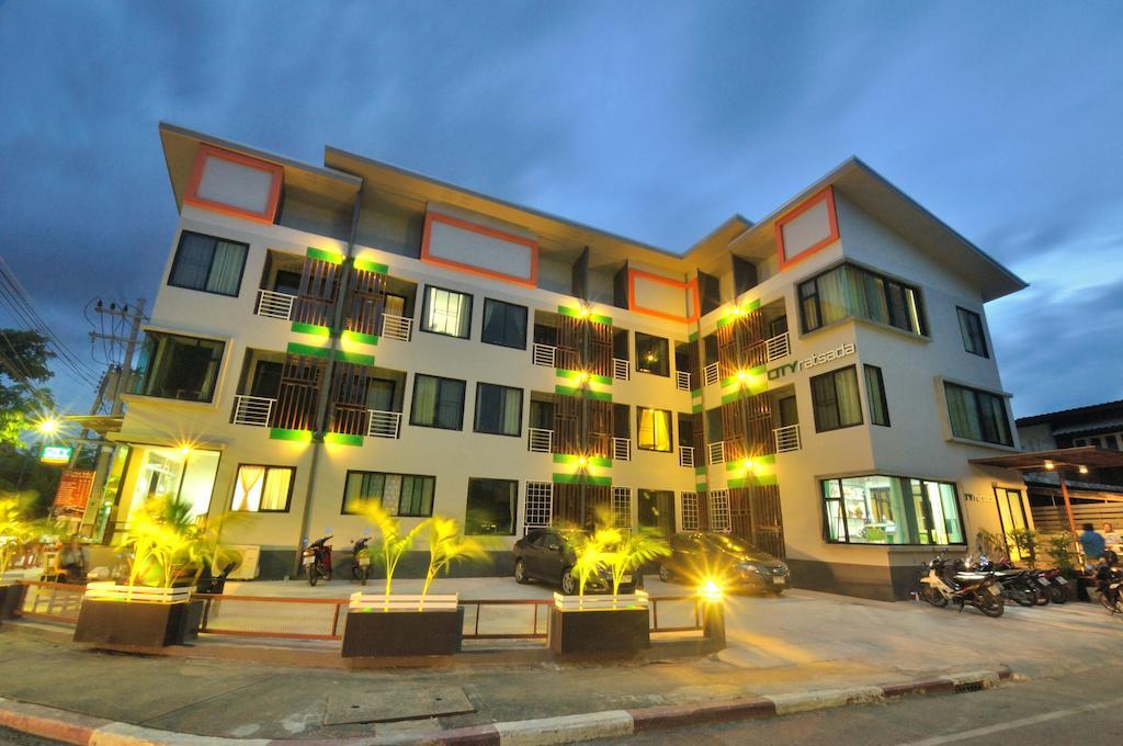 City Ratsada Lampang Zewnętrze zdjęcie